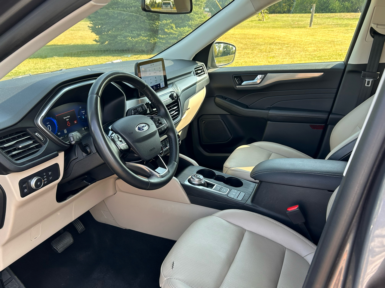 Ford Escape Hybrid Titanium 2021 Ford Escape Hybrid Titanium 2021