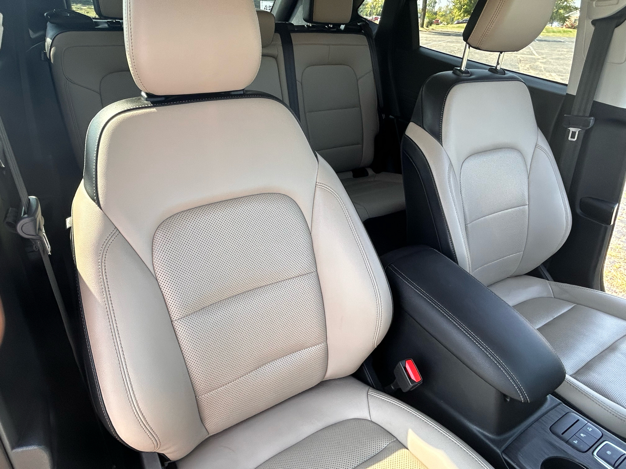 Ford Escape Hybrid Titanium 2021 Ford Escape Hybrid Titanium 2021