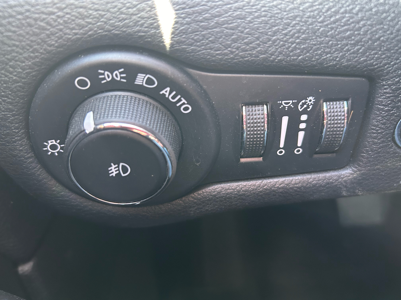 Jeep Cherokee Limited 4WD 2021 Jeep Cherokee Limited 4WD 2021