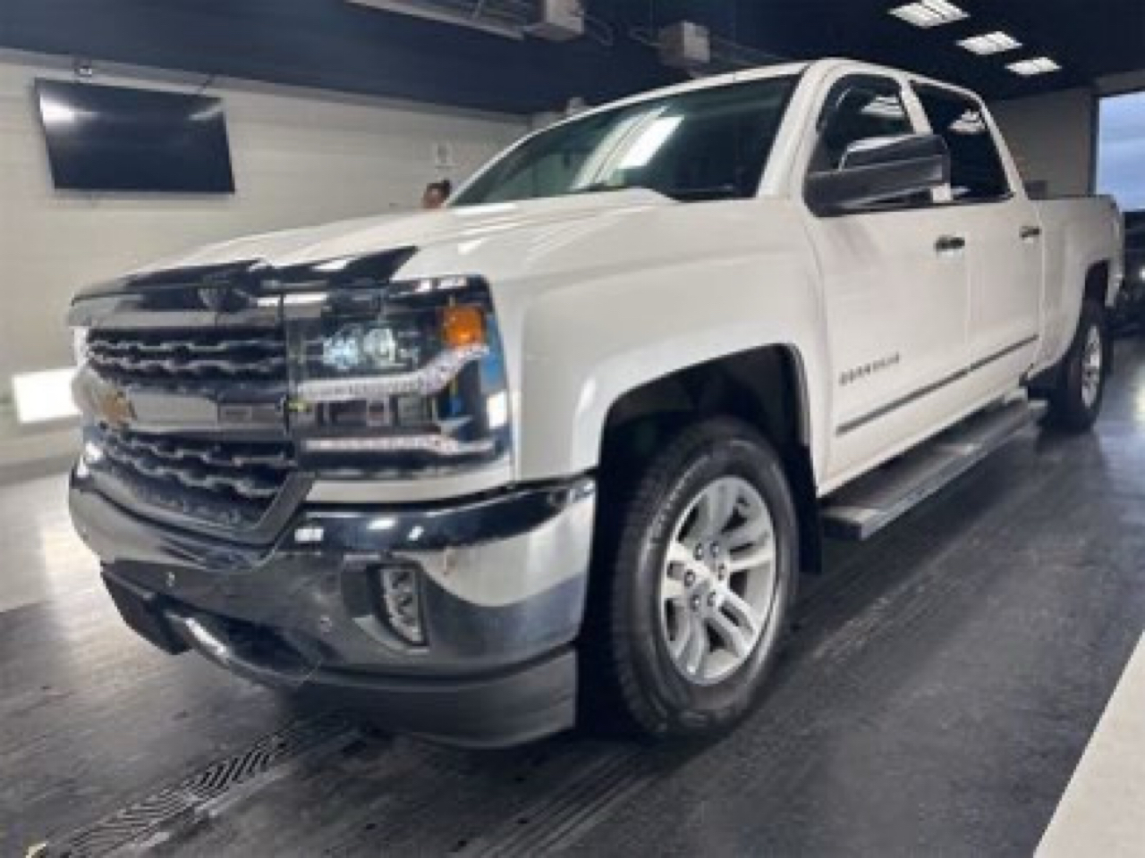 2017 Chevrolet Silverado 1500 LTZ Crew Cab 4WD