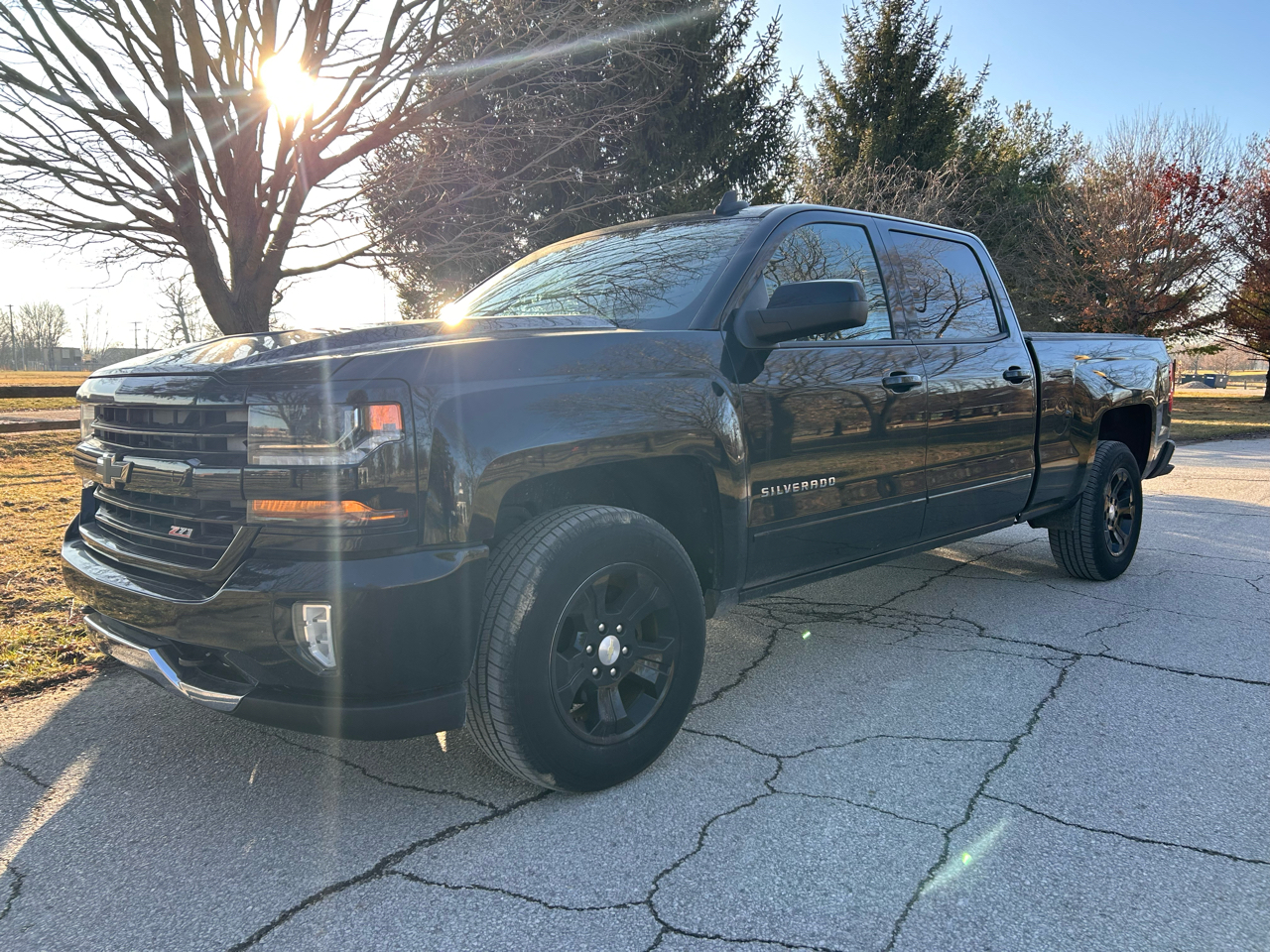 2016 Chevrolet Silverado 1500 LT Crew Cab Long Box 4WD