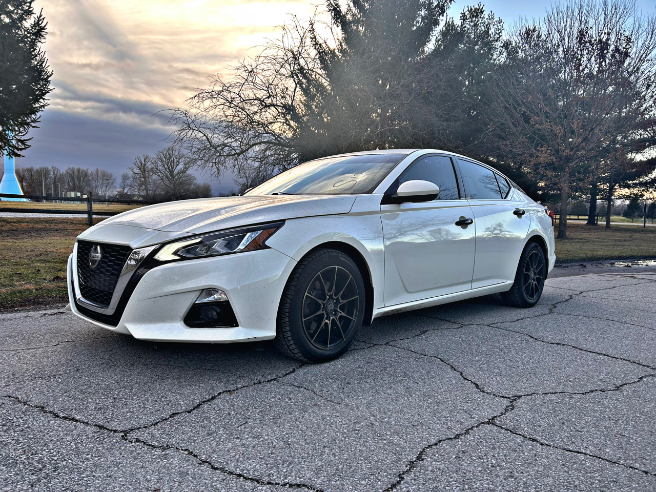 2019 Nissan Altima SV's photo