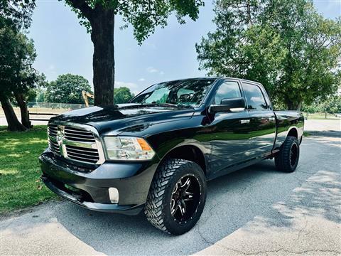 2014 RAM 1500 Big Horn 4wd Quad Cab