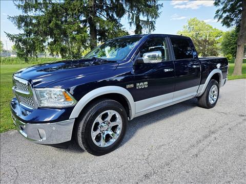 2016 RAM 1500 Laramie Crew Cab SWB 4WD