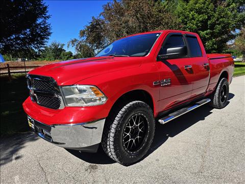 2017 RAM 1500 4WD Quad Cab 140.5" SLT