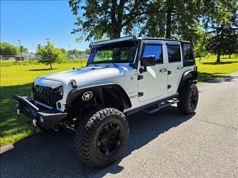 2013 Jeep Wrangler Unlimited Sahara 4WD