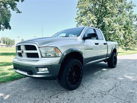 2011 RAM 1500 SLT Crew Cab 4WD