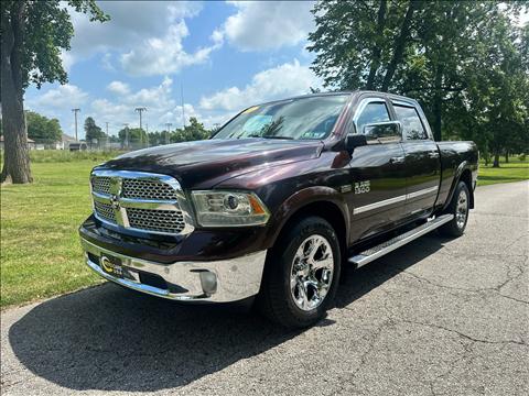 2014 RAM 1500 Laramie Crew Cab LWB 4WD