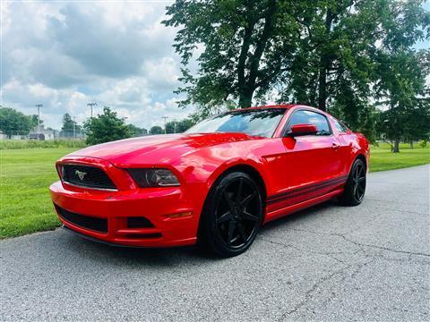 2013 Ford Mustang V6 Coupe