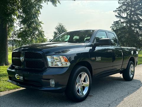 2017 RAM 1500 4WD Crew Cab 140.5" SLT