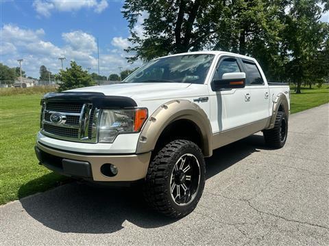 2011 Ford F-150 4WD SuperCab 145" Lariat
