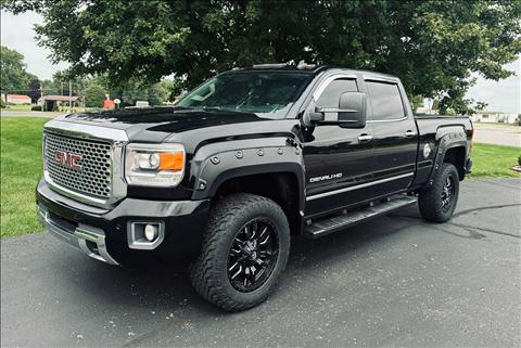 2015 GMC Sierra 2500HD Denali Crew Cab 4WD