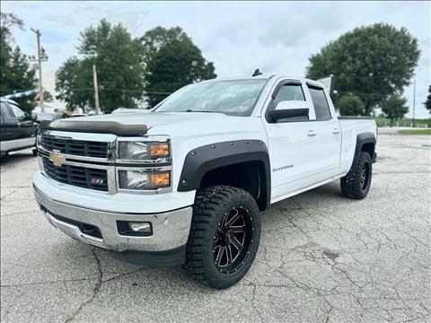 2015 Chevrolet Silverado 1500 4WD Crew Cab 143.5" LTZ