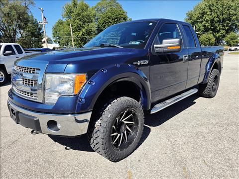 2013 Ford F-150 4WD SuperCab 133" XLT