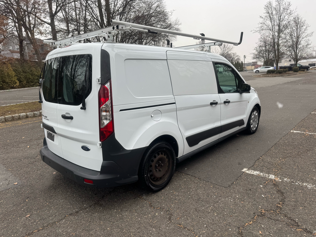 Ford Transit Connect Cargo Van XL LWB w/Rear 180 Degree Door 2017