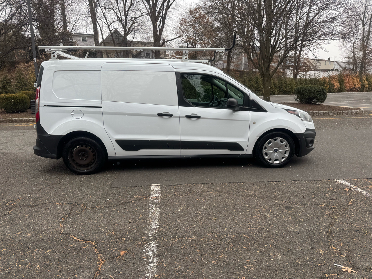 Ford Transit Connect Cargo Van XL LWB w/Rear 180 Degree Door 2017