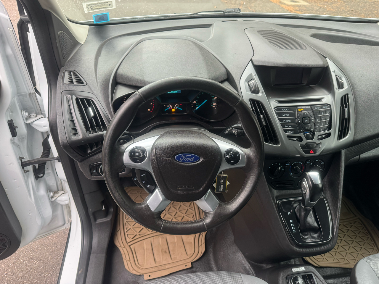 Ford Transit Connect Cargo Van XL LWB w/Rear 180 Degree Door 2017