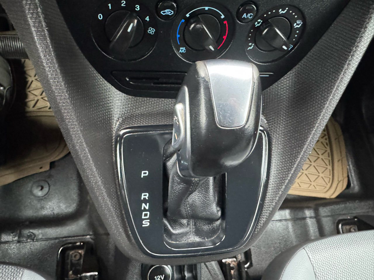 Ford Transit Connect Cargo Van XL LWB w/Rear 180 Degree Door 2017