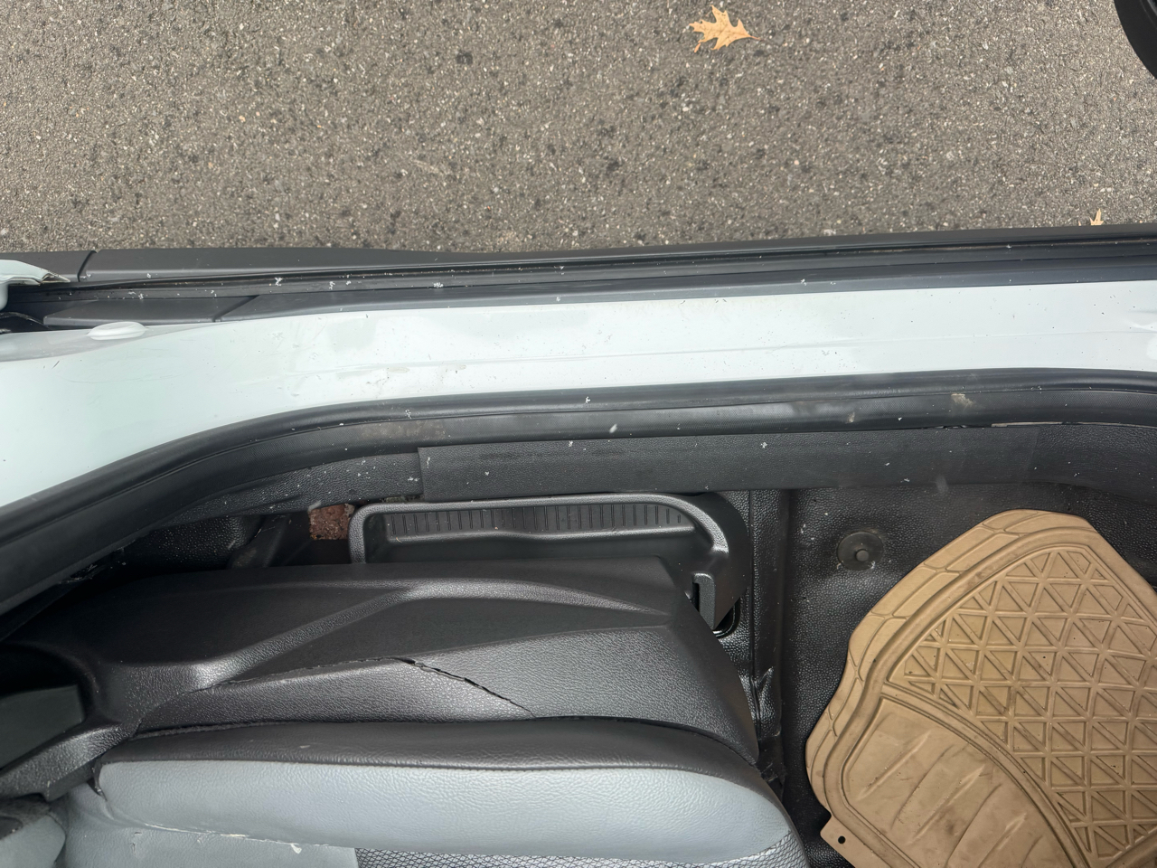 Ford Transit Connect Cargo Van XL LWB w/Rear 180 Degree Door 2017