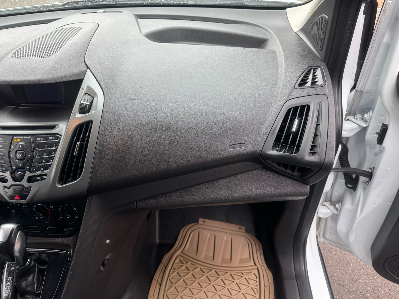 Ford Transit Connect Cargo Van XL LWB w/Rear 180 Degree Door 2017