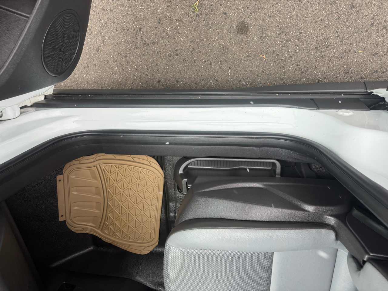 Ford Transit Connect Cargo Van XL LWB w/Rear 180 Degree Door 2017