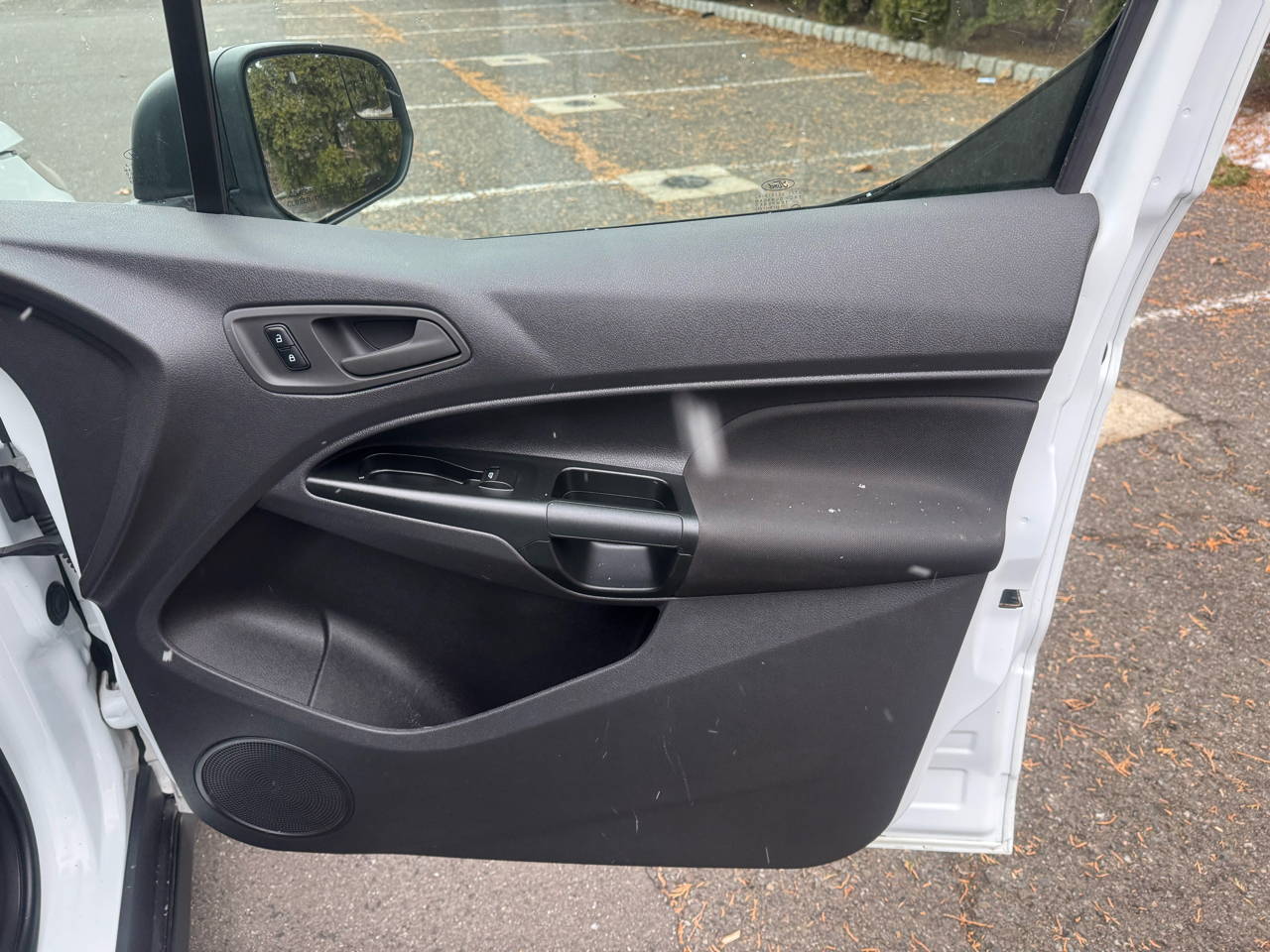 Ford Transit Connect Cargo Van XL LWB w/Rear 180 Degree Door 2017