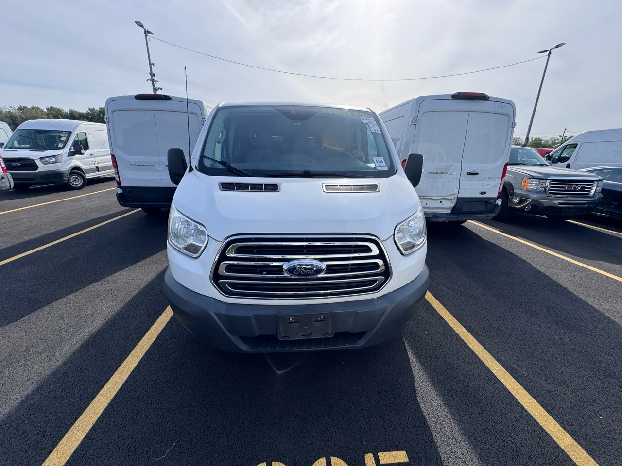 2017 Ford Transit XLT photo 2