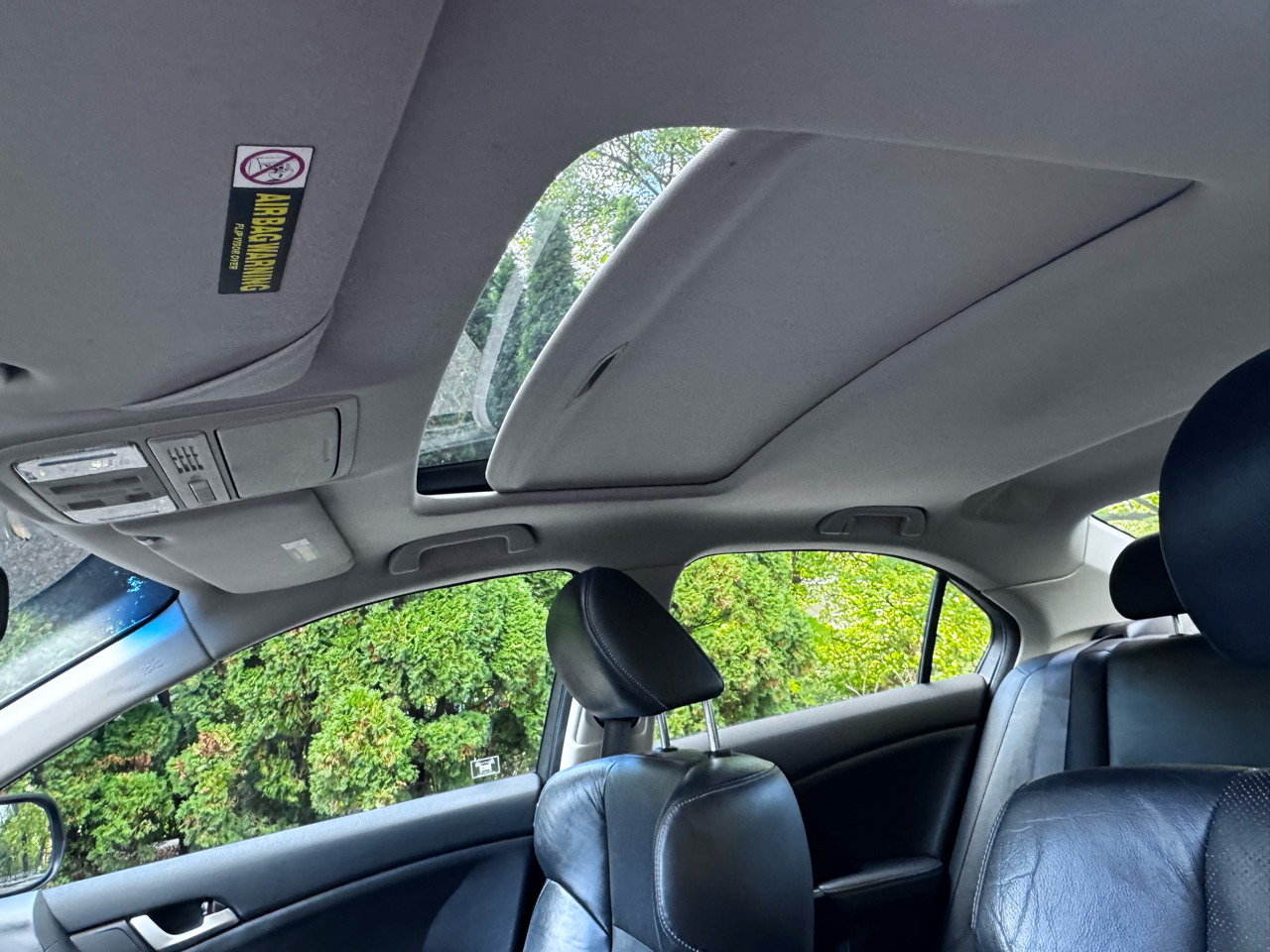 Acura TSX 5-Speed AT with Tech Package 2011 Acura TSX 5-Speed AT with Tech Package 2011