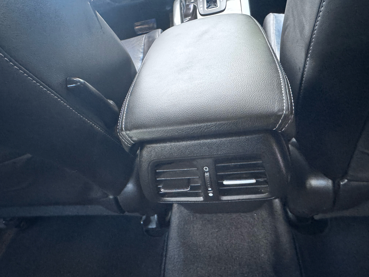 Acura TSX 5-Speed AT with Tech Package 2011 Acura TSX 5-Speed AT with Tech Package 2011