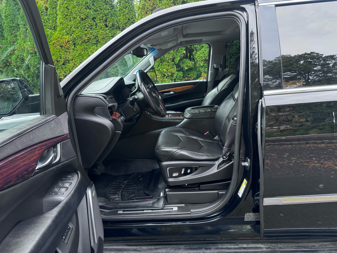 Cadillac Escalade Premium 4WD 2015 Cadillac Escalade Premium 4WD 2015