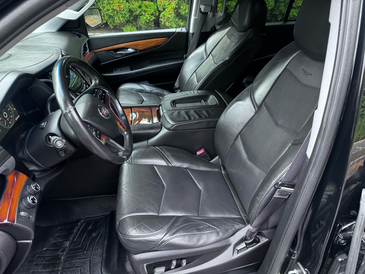 Cadillac Escalade Premium 4WD 2015 Cadillac Escalade Premium 4WD 2015