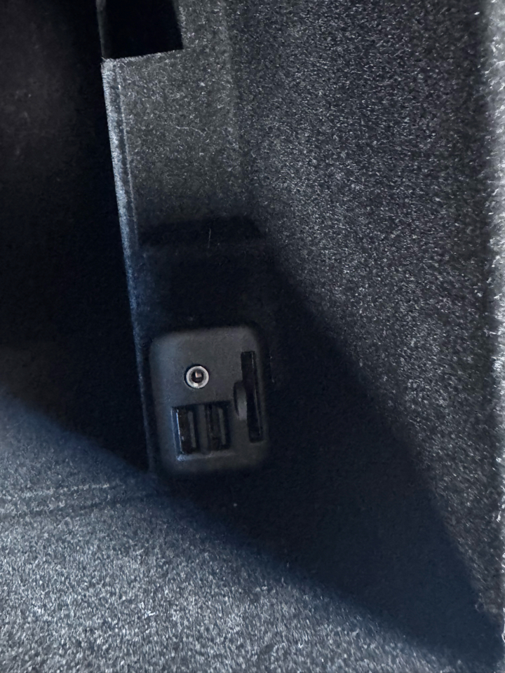 Cadillac Escalade Premium 4WD 2015 Cadillac Escalade Premium 4WD 2015