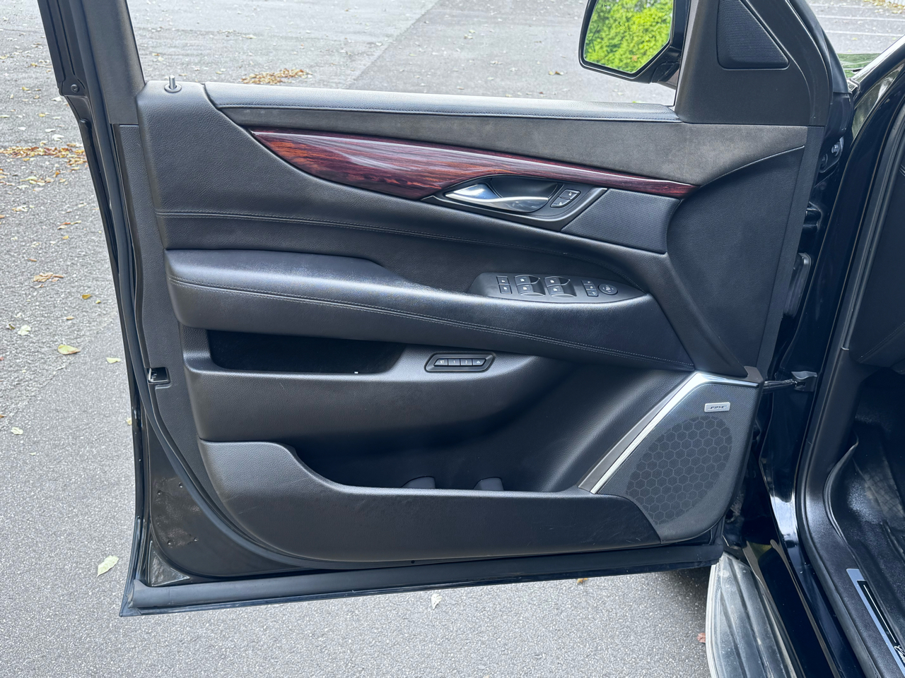 Cadillac Escalade Premium 4WD 2015 Cadillac Escalade Premium 4WD 2015