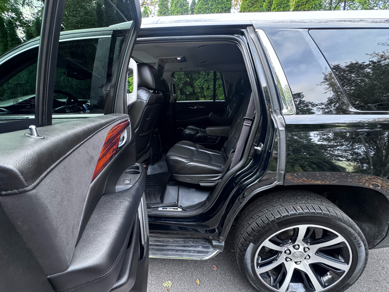 Cadillac Escalade Premium 4WD 2015 Cadillac Escalade Premium 4WD 2015