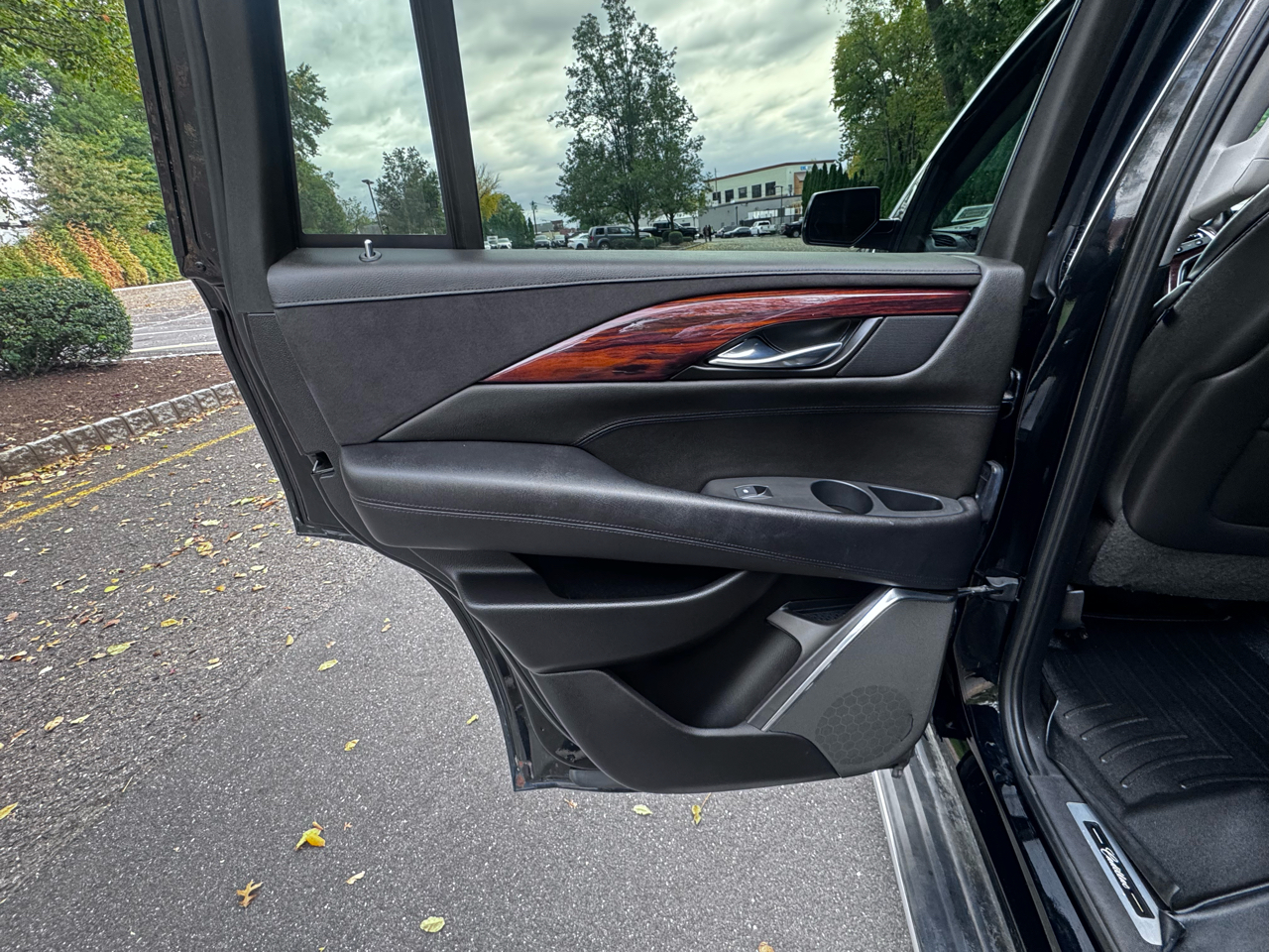 Cadillac Escalade Premium 4WD 2015 Cadillac Escalade Premium 4WD 2015