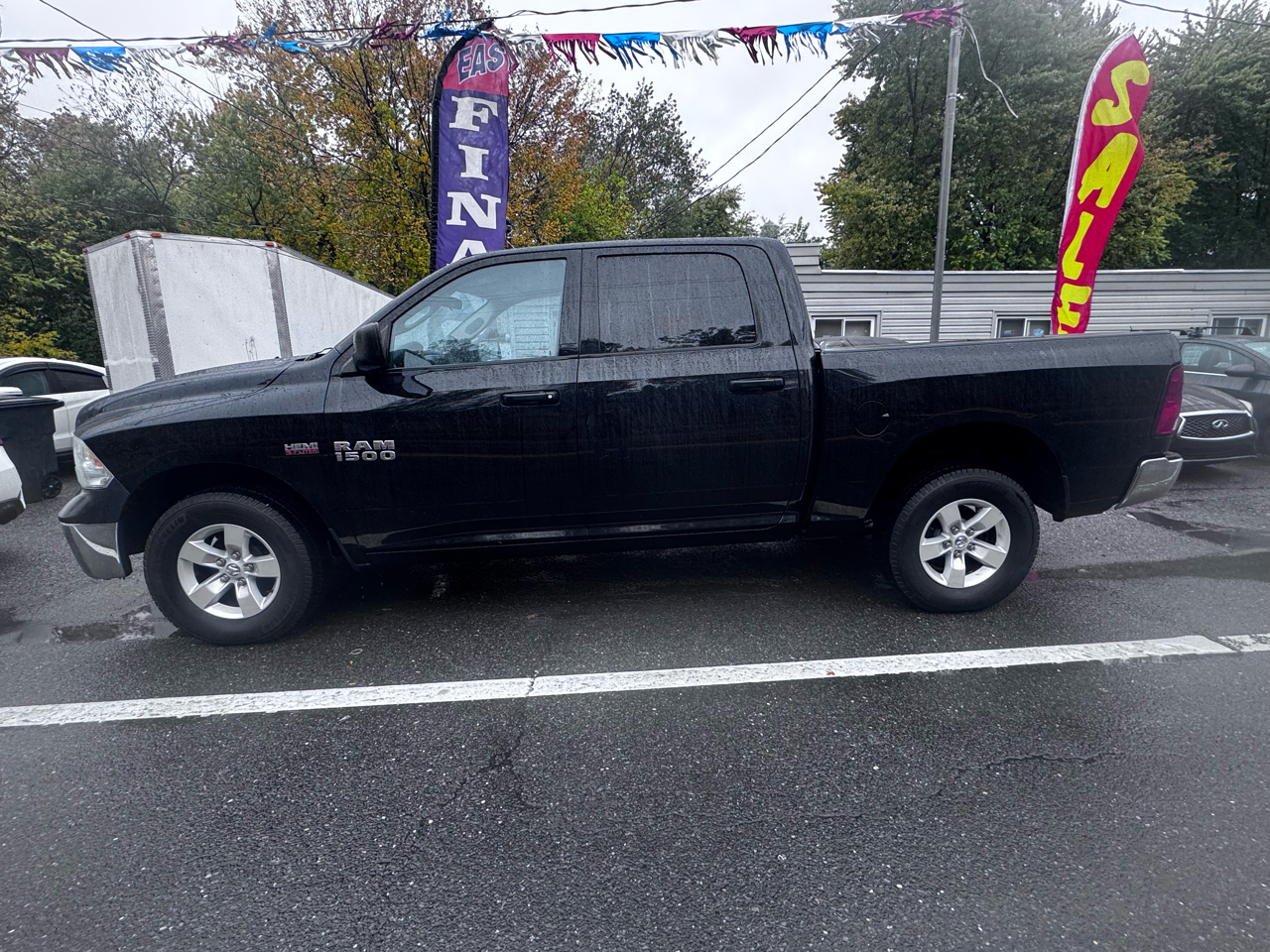 RAM 1500 4WD Crew Cab 149" Tradesman 2013 RAM 1500 4WD Crew Cab 149" Tradesman 2013