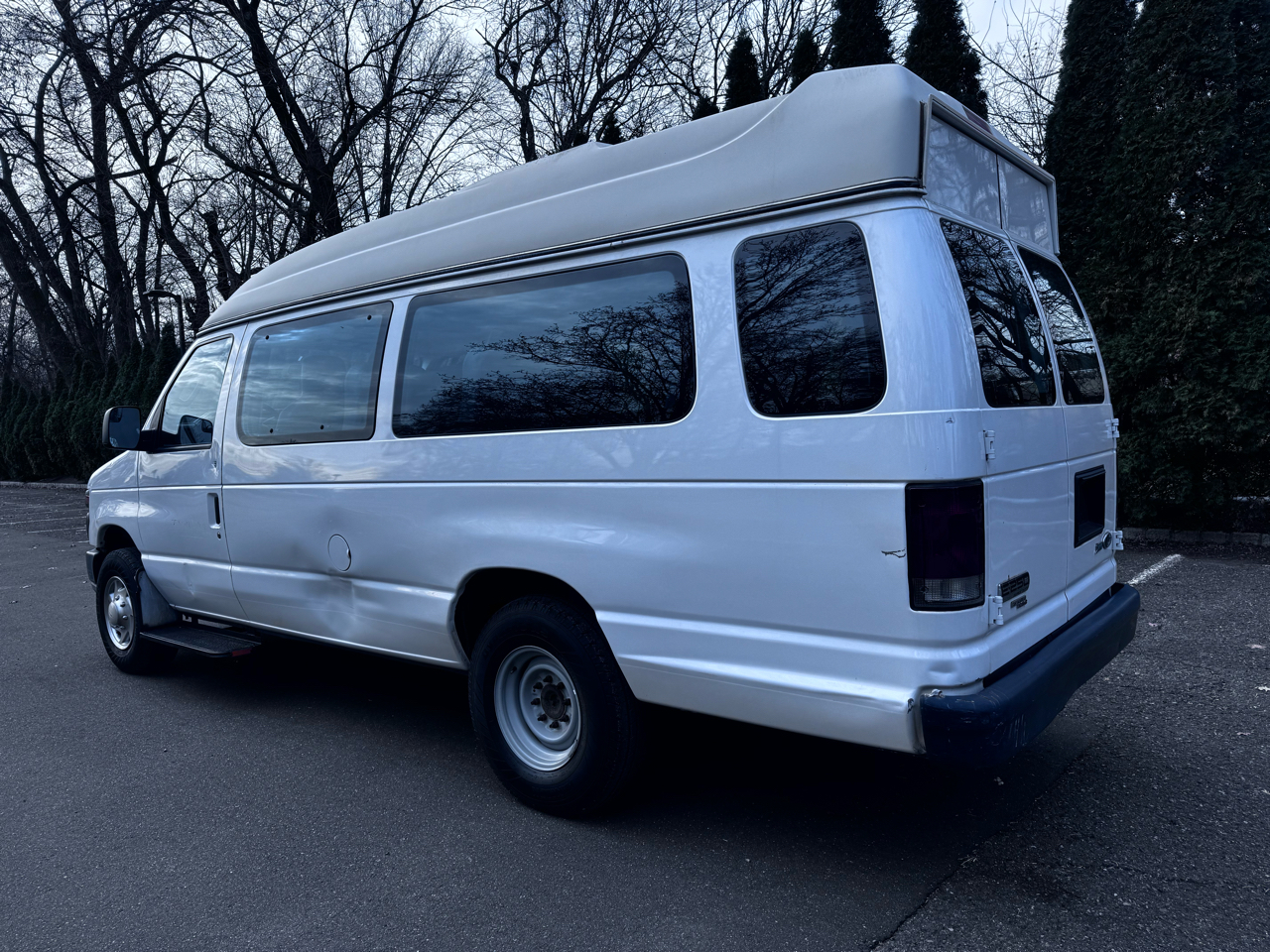 Ford Econoline E-250 Extended 2014