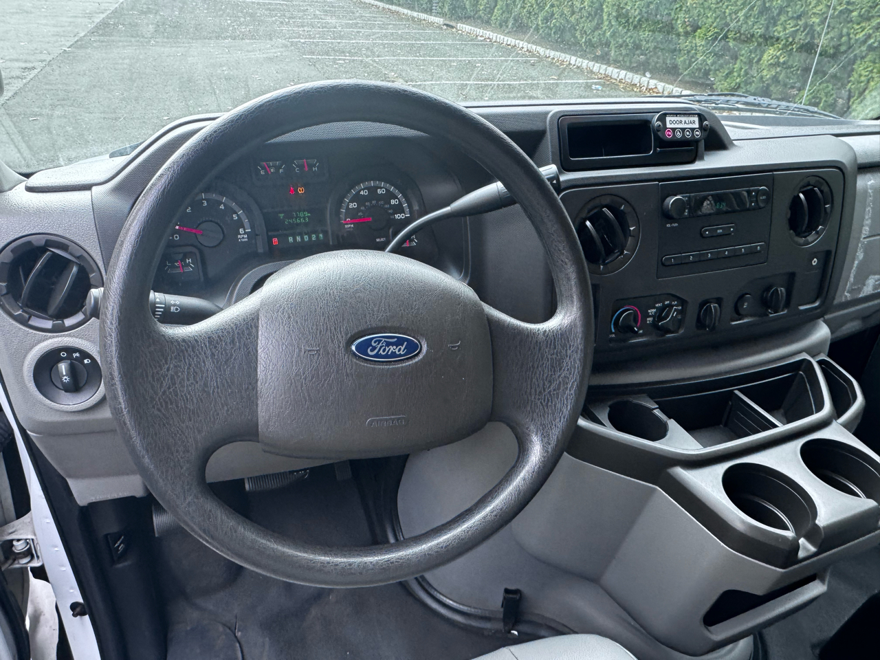 Ford Econoline E-250 Extended 2014