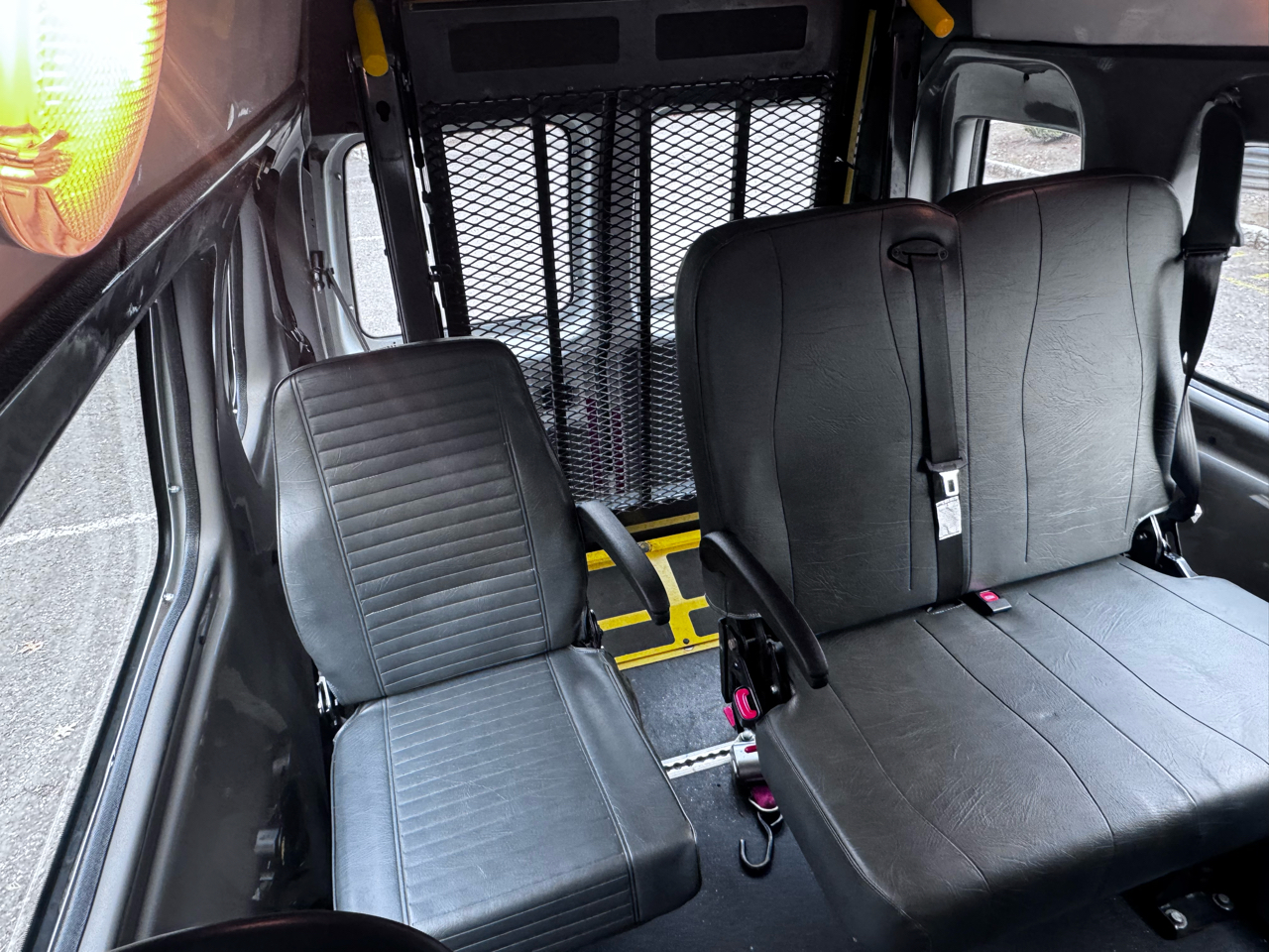 Ford Econoline E-250 Extended 2014