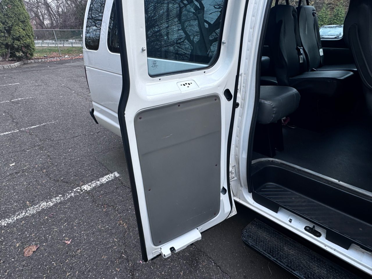 Ford Econoline E-250 Extended 2014
