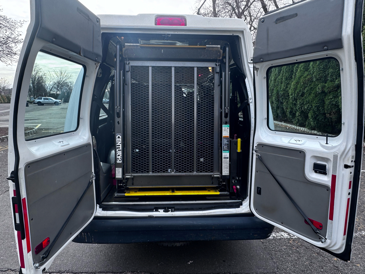 Ford Econoline E-250 Extended 2014