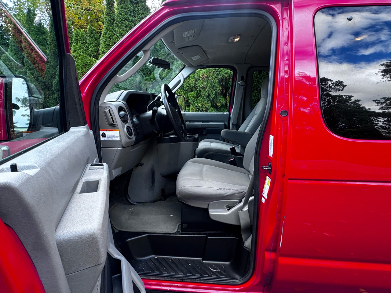 Ford Econoline E-350 Extended 2009 Ford Econoline E-350 Extended 2009