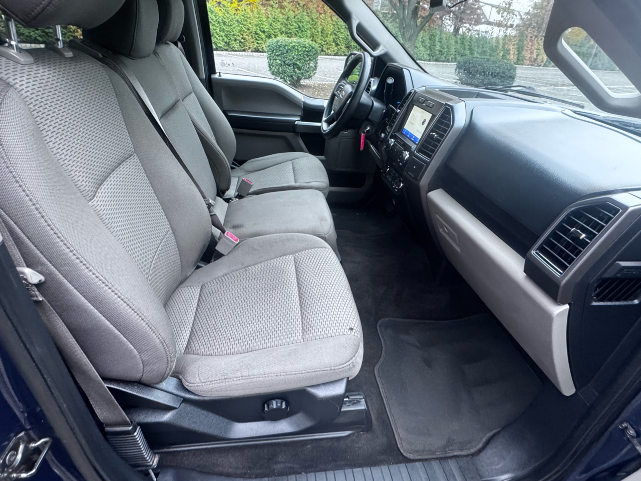 Ford F-150 4WD SuperCrew 139" XLT 2020