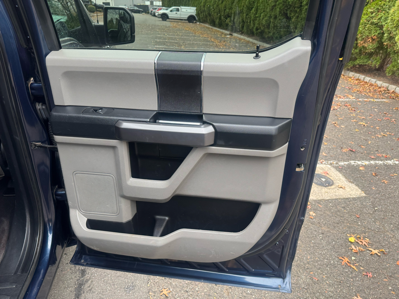 Ford F-150 4WD SuperCrew 139" XLT 2020