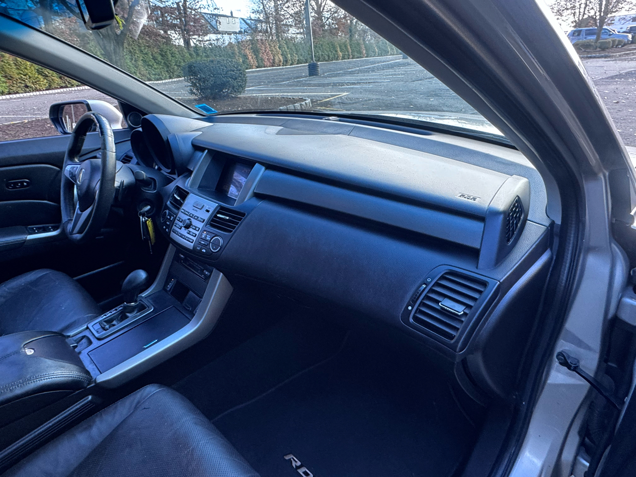 Acura RDX 5-Spd AT SH-AWD 2011