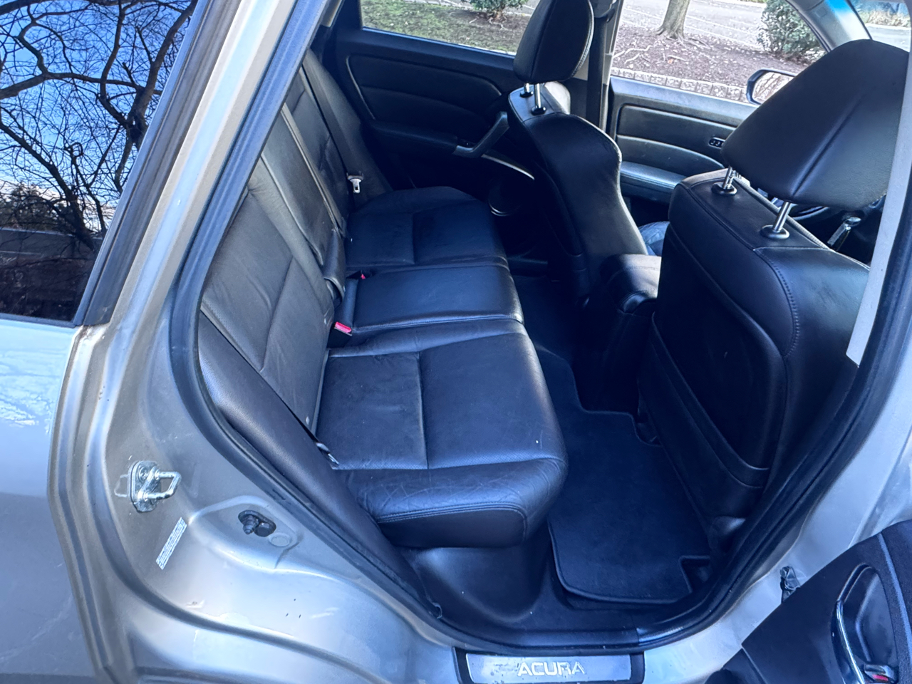 Acura RDX 5-Spd AT SH-AWD 2011