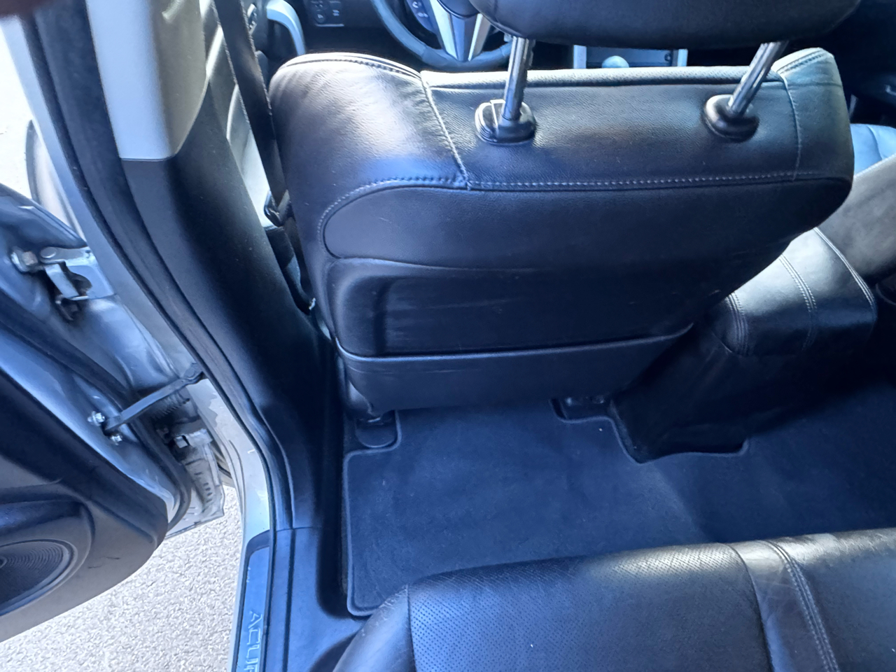 Acura RDX 5-Spd AT SH-AWD 2011