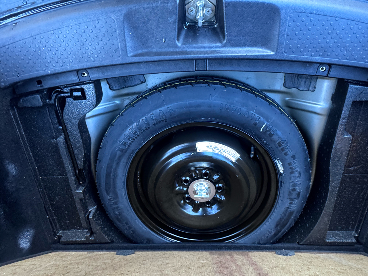 Acura RDX 5-Spd AT SH-AWD 2011