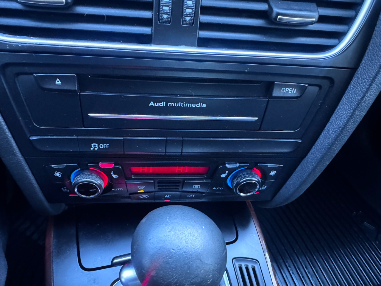 Audi A4 Avant 2.0T quattro Tiptronic 2012