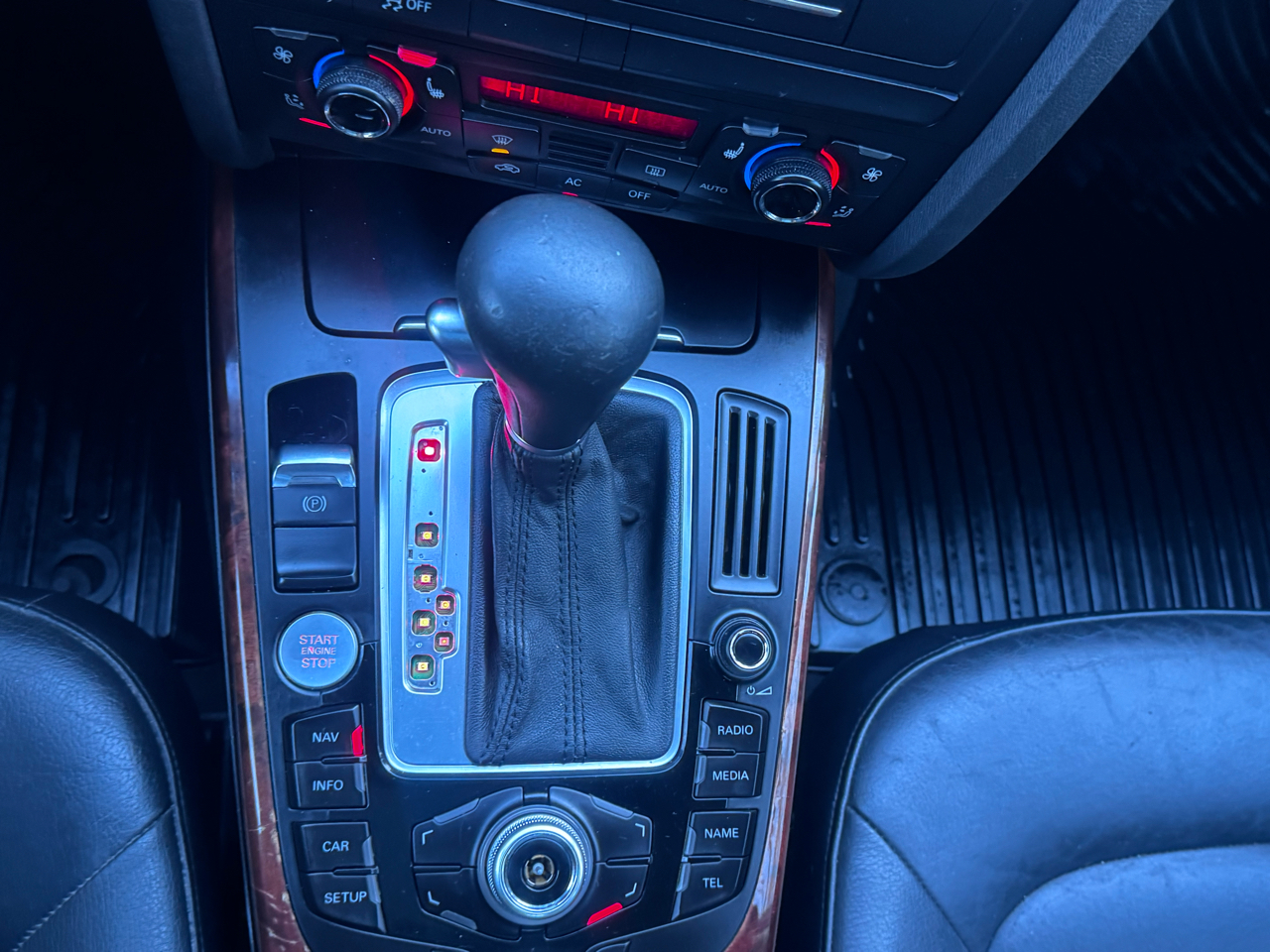 Audi A4 Avant 2.0T quattro Tiptronic 2012